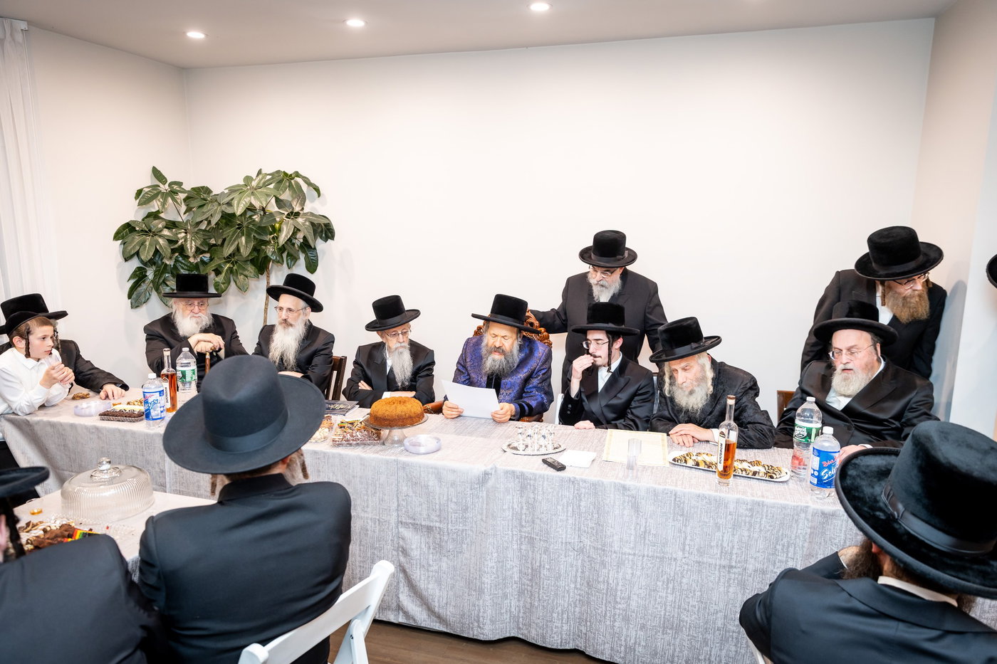האדמו"ר מבאבוב 45 בביקור ביוניאן