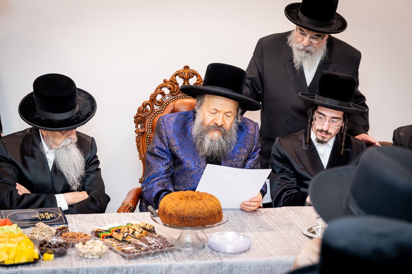 האדמו"ר מבאבוב 45 בביקור ביוניאן