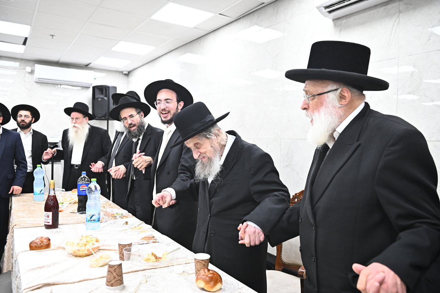 שבע ברכות לנין הגר"ד לנדו