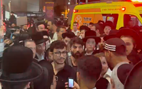 "תסתלק מפה, תחזור לקפלן": בחורי ישיבות הקיפו את כתב חדשות 13 בעצרת בבני ברק 