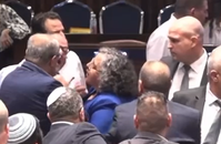 כמעט עימות פיזי ומבוכה לקואליציה: החוק נפל בעקבות החרם החרדי | צפו