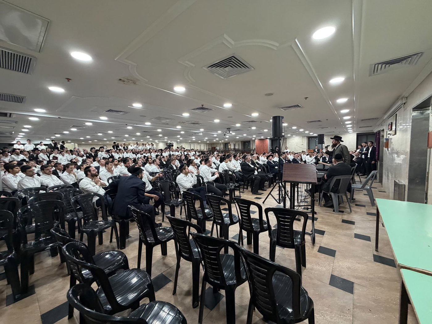 ממראות העצרת בישיבה