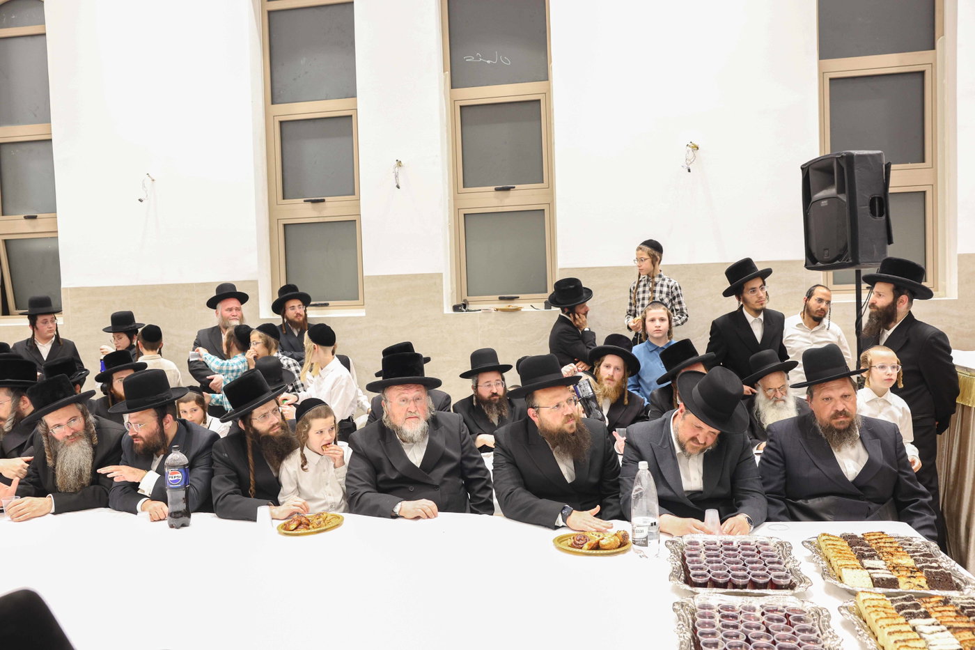 קביעת מזוזה ופתיחת השערים בערלוי בית שמש