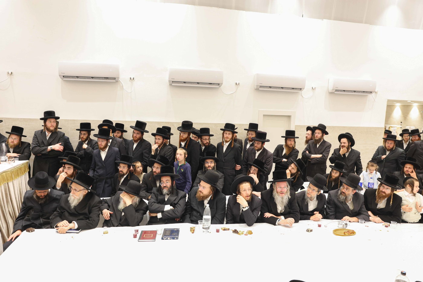 קביעת מזוזה ופתיחת השערים בערלוי בית שמש