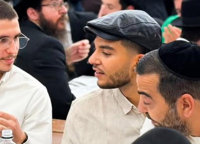 שורד השבי יוסף חיים אוחנה בנאום מצמרר ב-770: "כל דבר קטן מרתיח" 