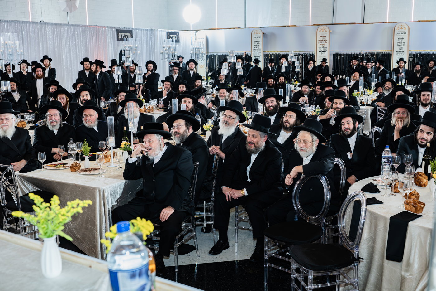 מסיבת שבע הברכות בסאטמר לכבודו של ר' חיים שלמה פישר