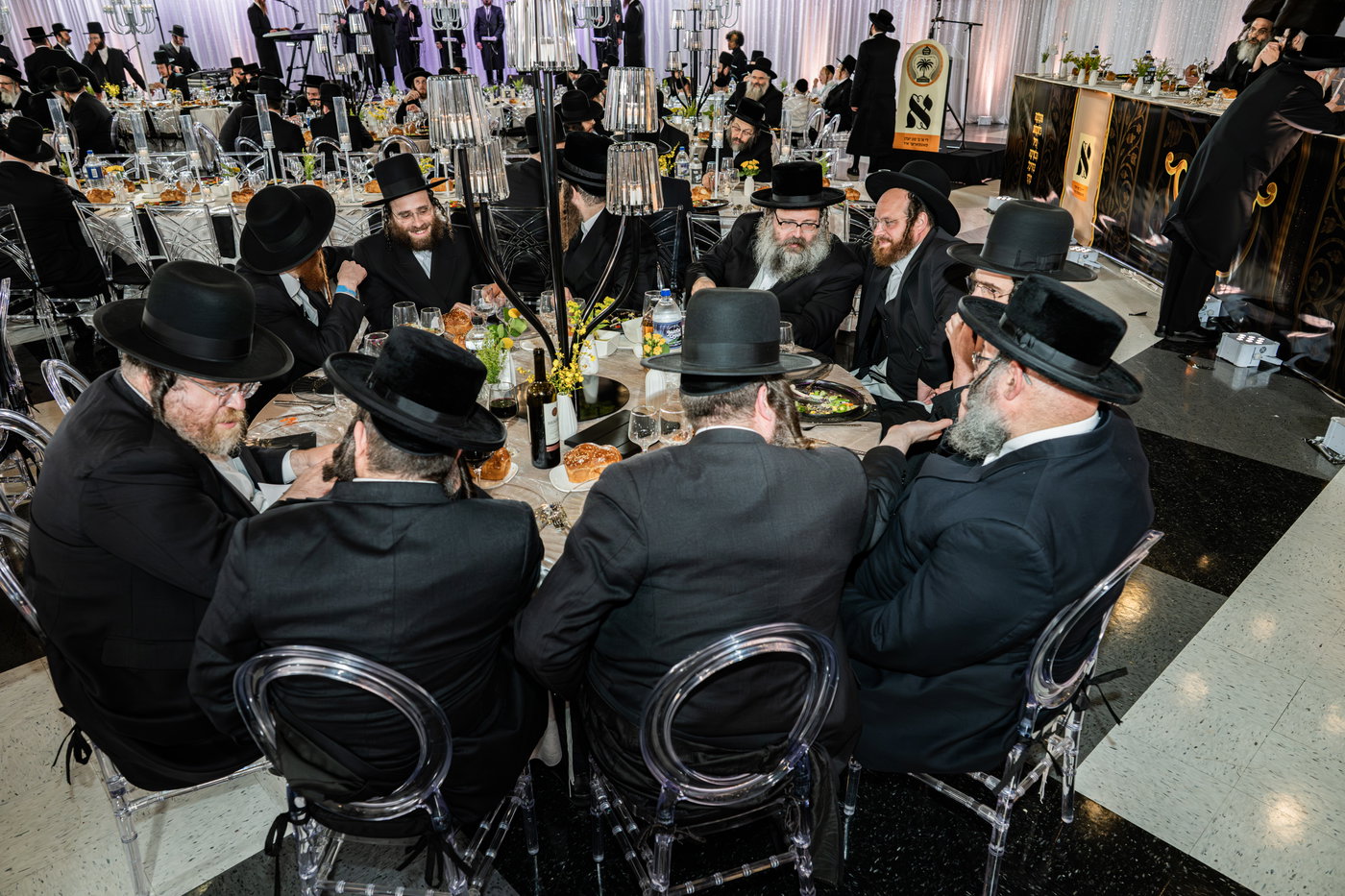מסיבת שבע הברכות בסאטמר לכבודו של ר' חיים שלמה פישר