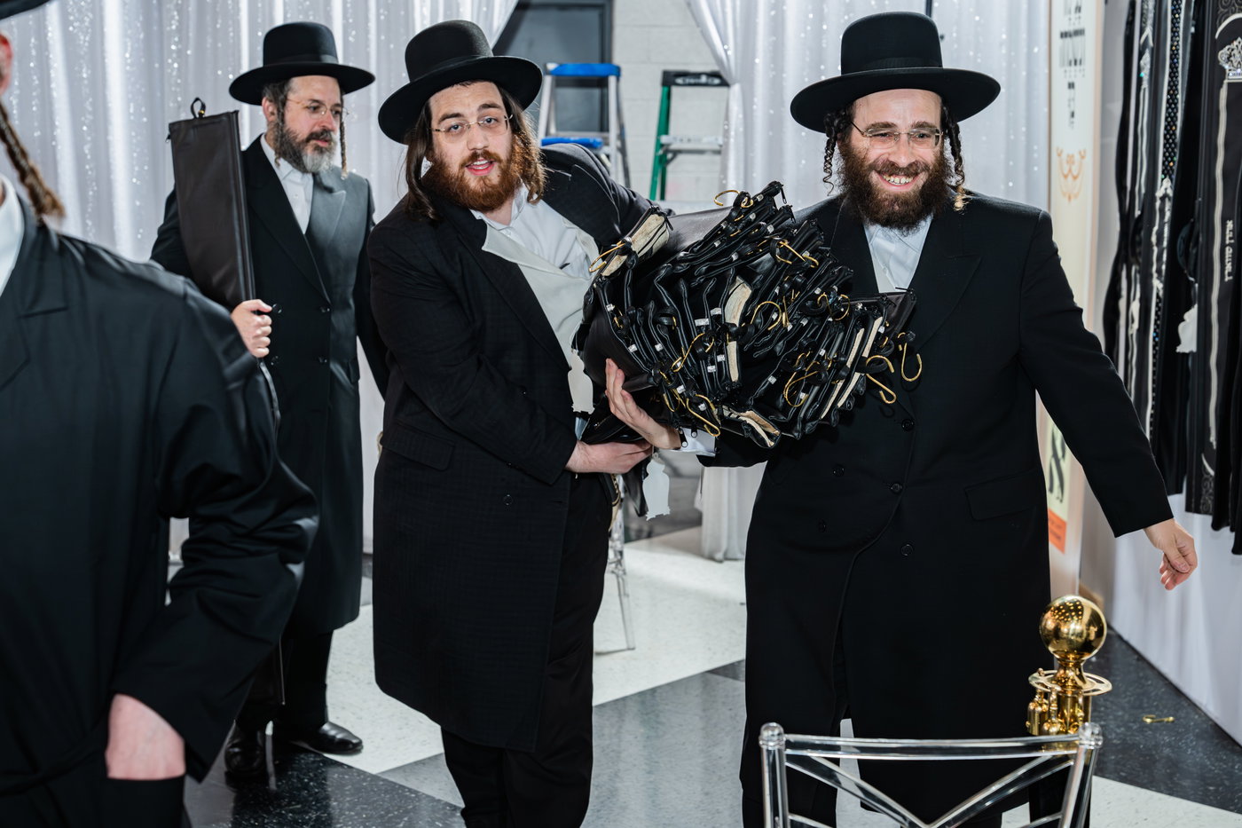 מסיבת שבע הברכות בסאטמר לכבודו של ר' חיים שלמה פישר