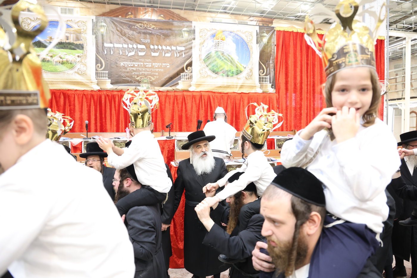 מסיבת חומש בדושינסקיא