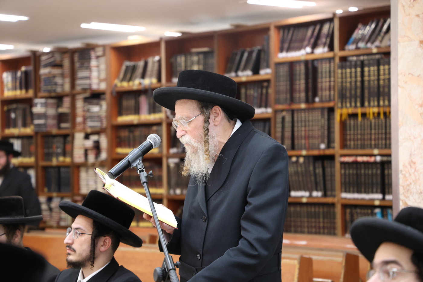 מסיבת חומש בדושינסקיא