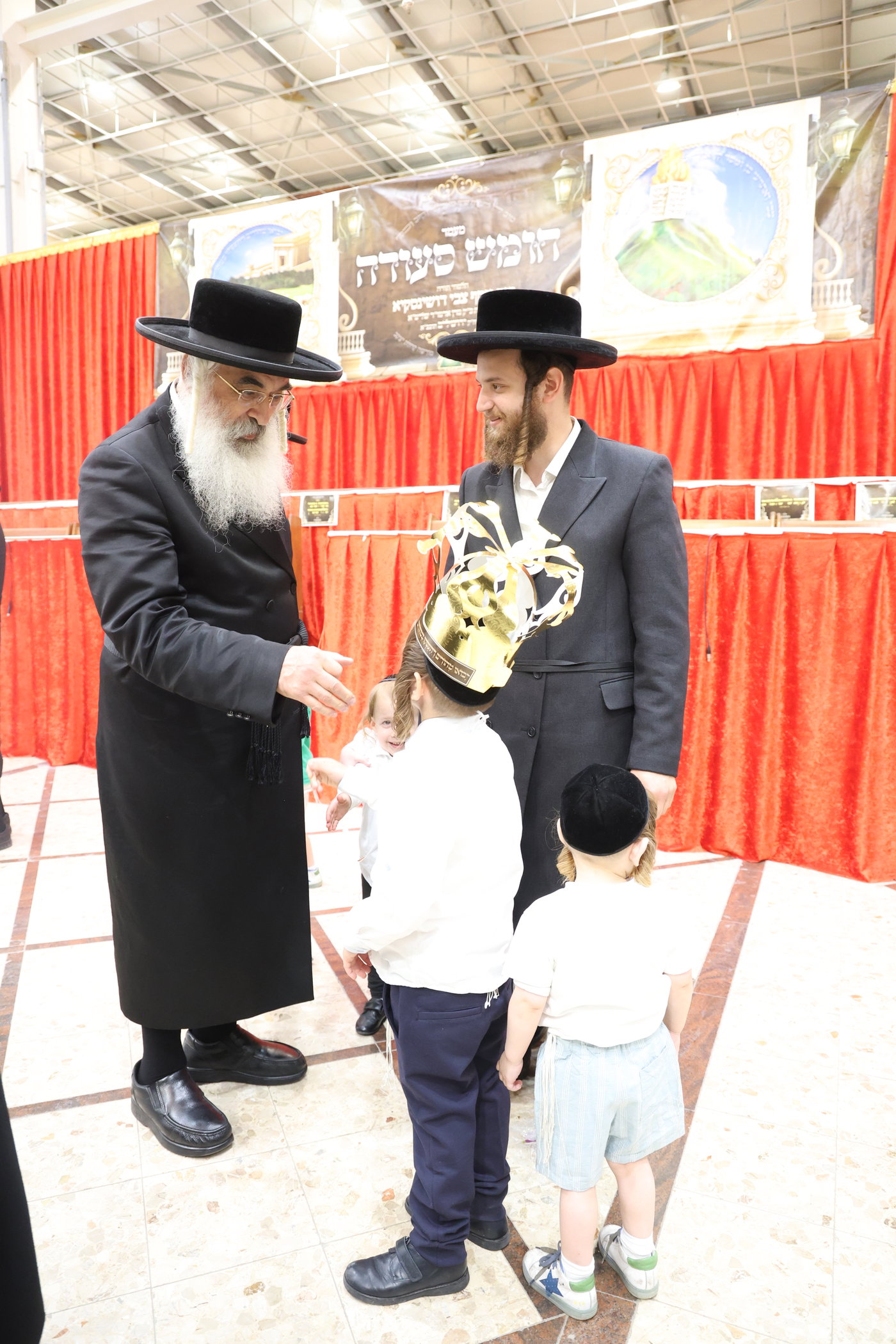 מסיבת חומש בדושינסקיא