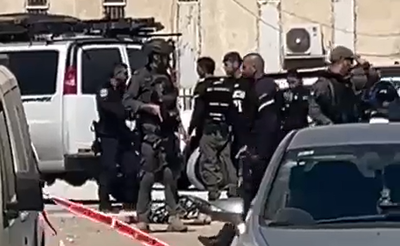 מפגע ניסה לדקור לוחם יס"מ בעיר לוד - ונוטרל בירי | תיעוד מהזירה