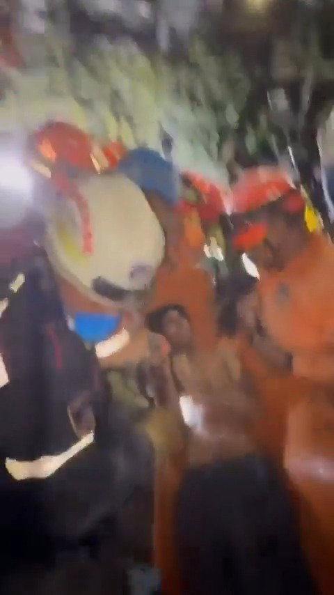 חילוצו של אהרון לוי
