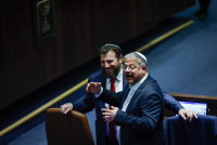 ש"ס תמכה, יהדות התורה נעדרה: חוק המואזין עבר בקריאה טרומית