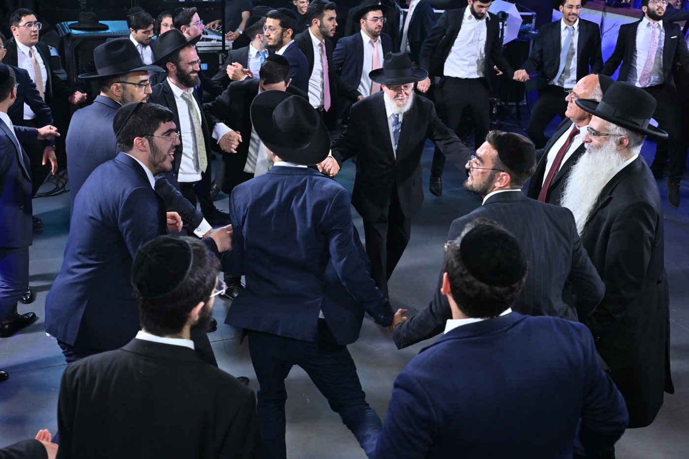 שמחת נישואי נכדת הגר"צ מאזוז