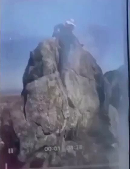 קאיו צונח אל מותו