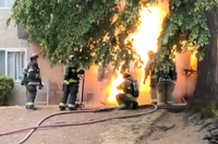 תאונת עבודה: פיצוץ בלתי צפוי העיף את כוחות הכיבוי על הקרקע | צפו
