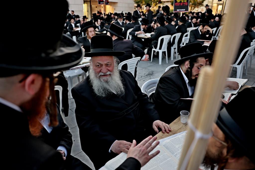 העצרת מול משרד היועמשית