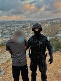 התחבא בתוך מחסן: נעצר חשוד בחטיפת חייל צה"ל לפני כשבוע
