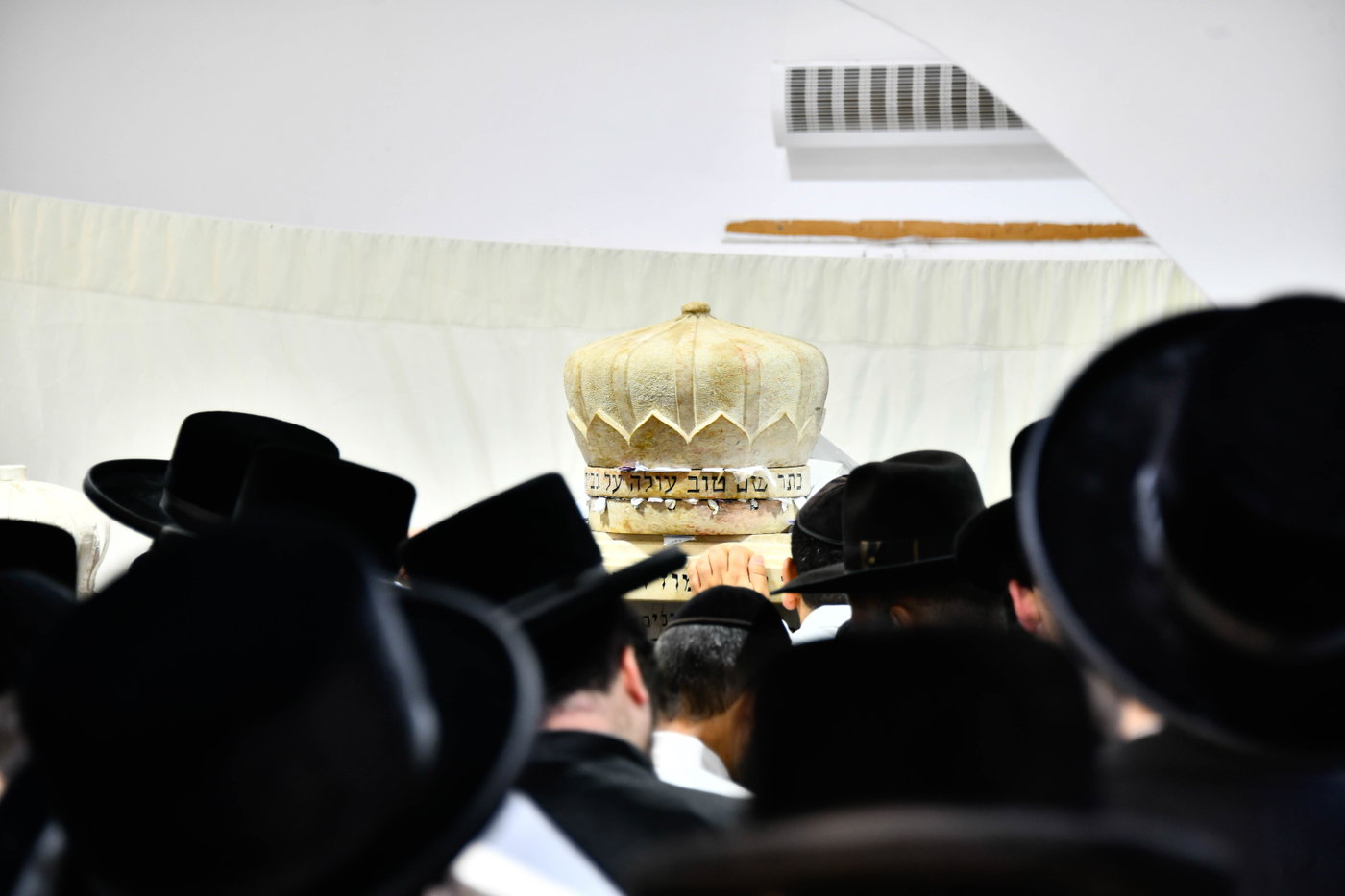הילולא קדישא בקרעטשניף