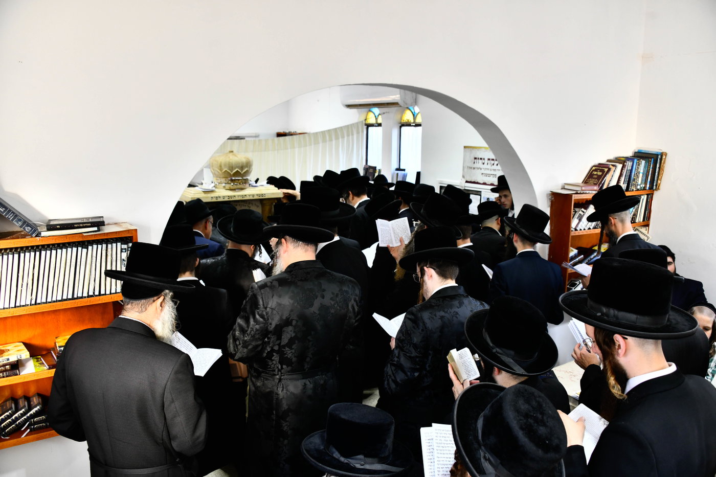 הילולא קדישא בקרעטשניף