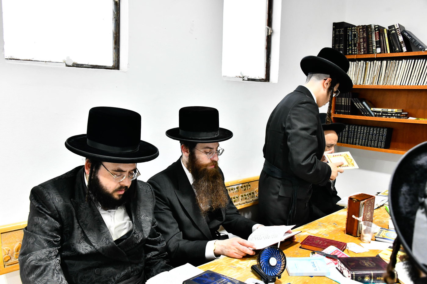 הילולא קדישא בקרעטשניף