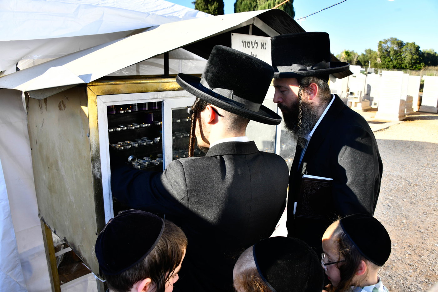 הילולא קדישא בקרעטשניף