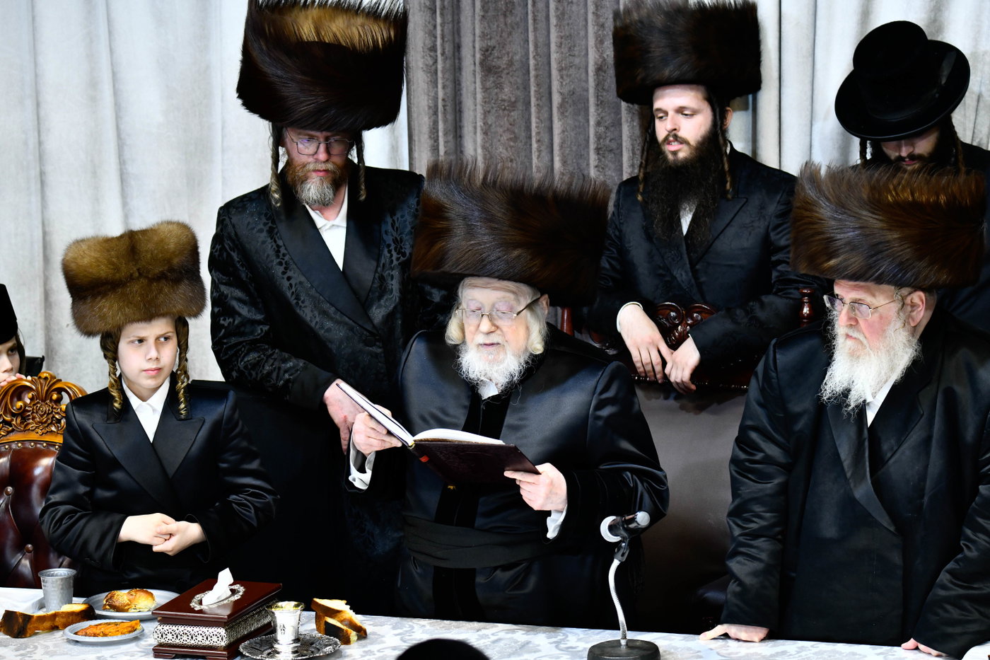 הילולא קדישא בקרעטשניף