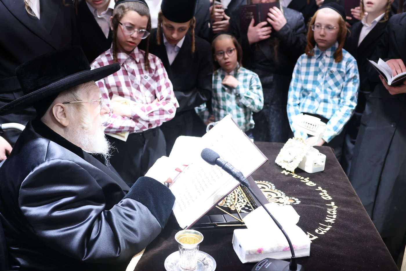 הילולא קדישא בקרעטשניף