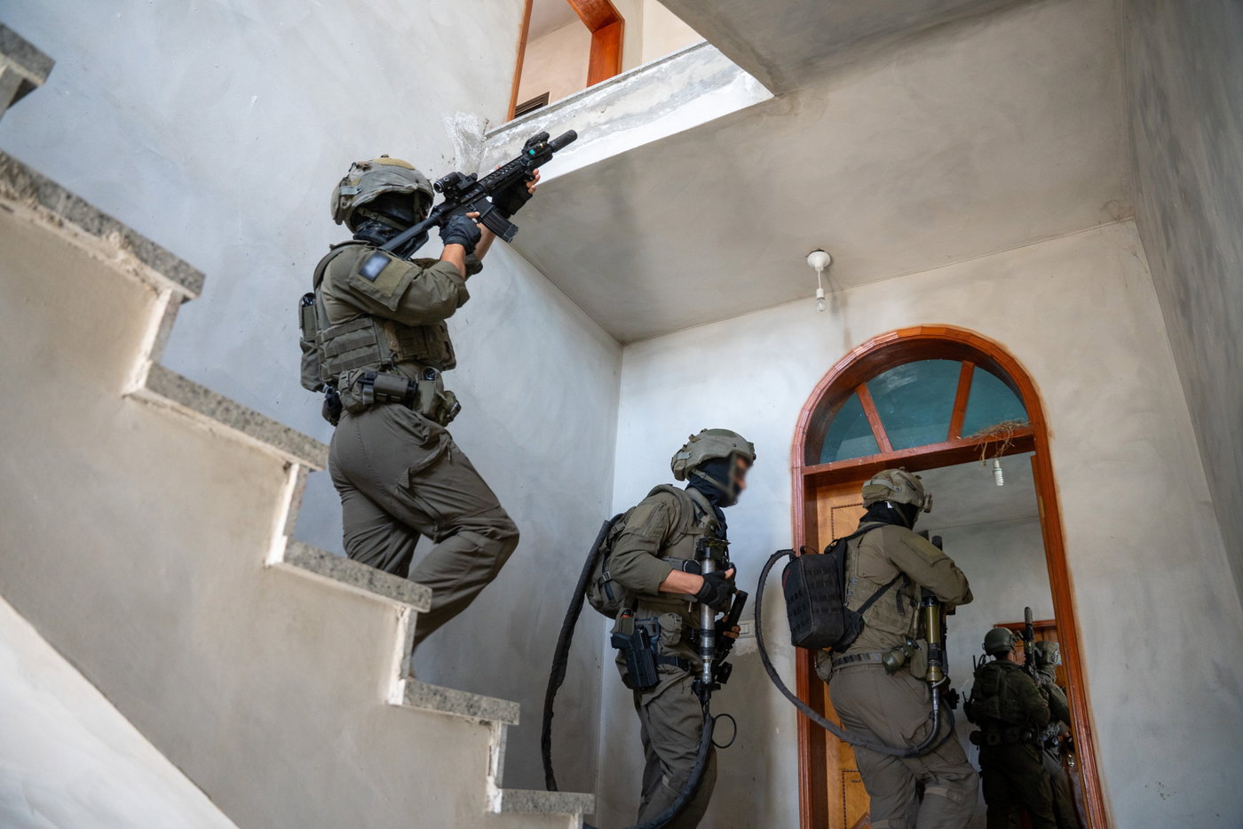 מבצע בשומרון: 8 מבוקשים נעצרו בכפר הפלסטיני אחרי התקרית עם החסידים