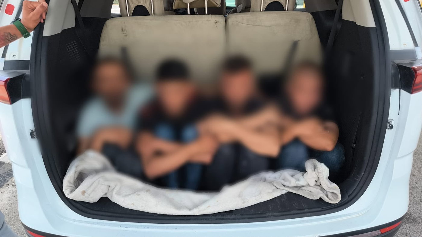 השמיכה החשודה ברכב של תושב בני ברק הורמה; אלו מי שהתגלו מוחבאים