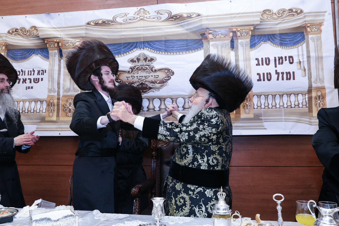 שמחת החתונה הגדולה, לנכדת האדמו"ר ממישקולץ