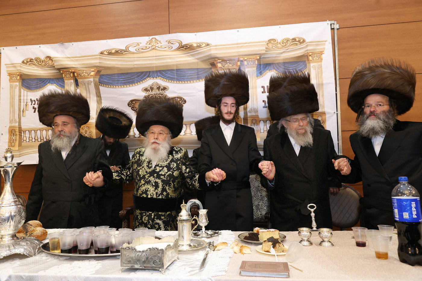 שמחת החתונה הגדולה, לנכדת האדמו"ר ממישקולץ