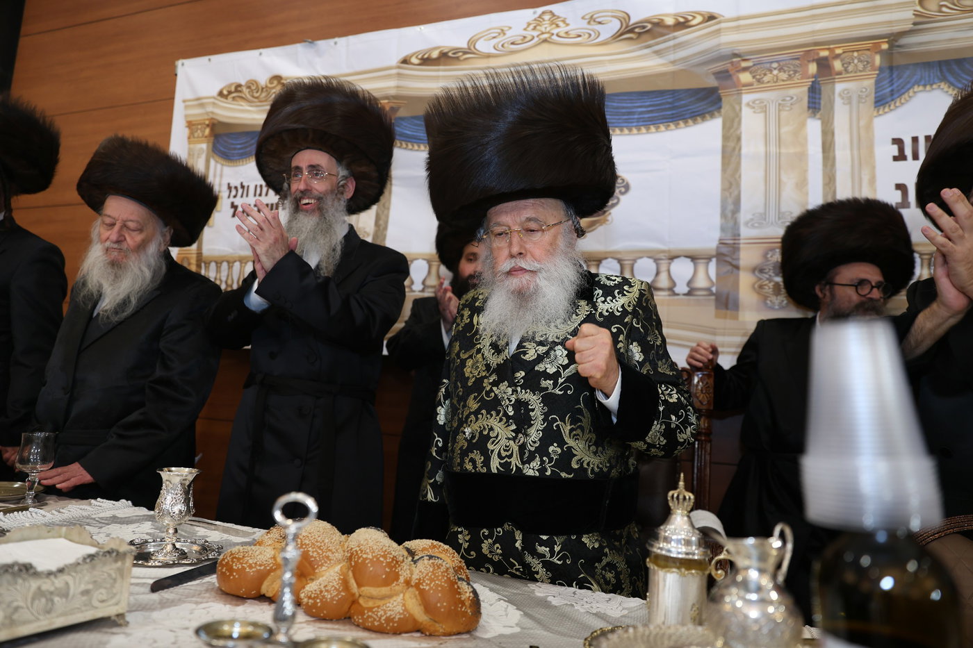 שמחת החתונה הגדולה, לנכדת האדמו"ר ממישקולץ