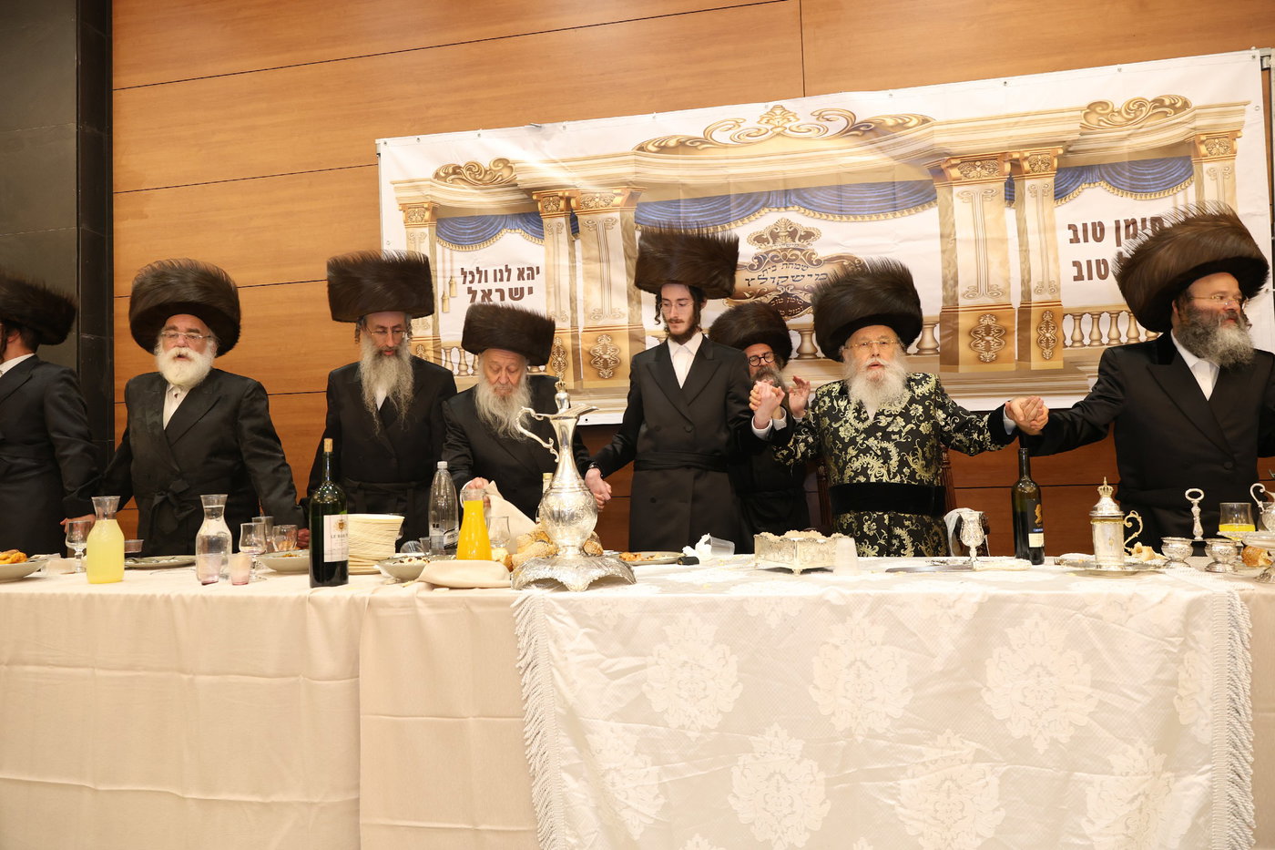 שמחת החתונה הגדולה, לנכדת האדמו"ר ממישקולץ