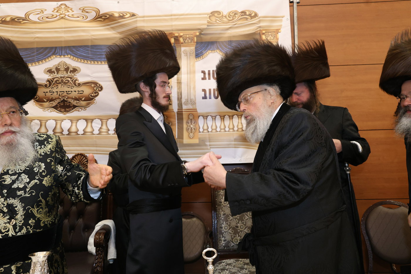 שמחת החתונה הגדולה, לנכדת האדמו"ר ממישקולץ
