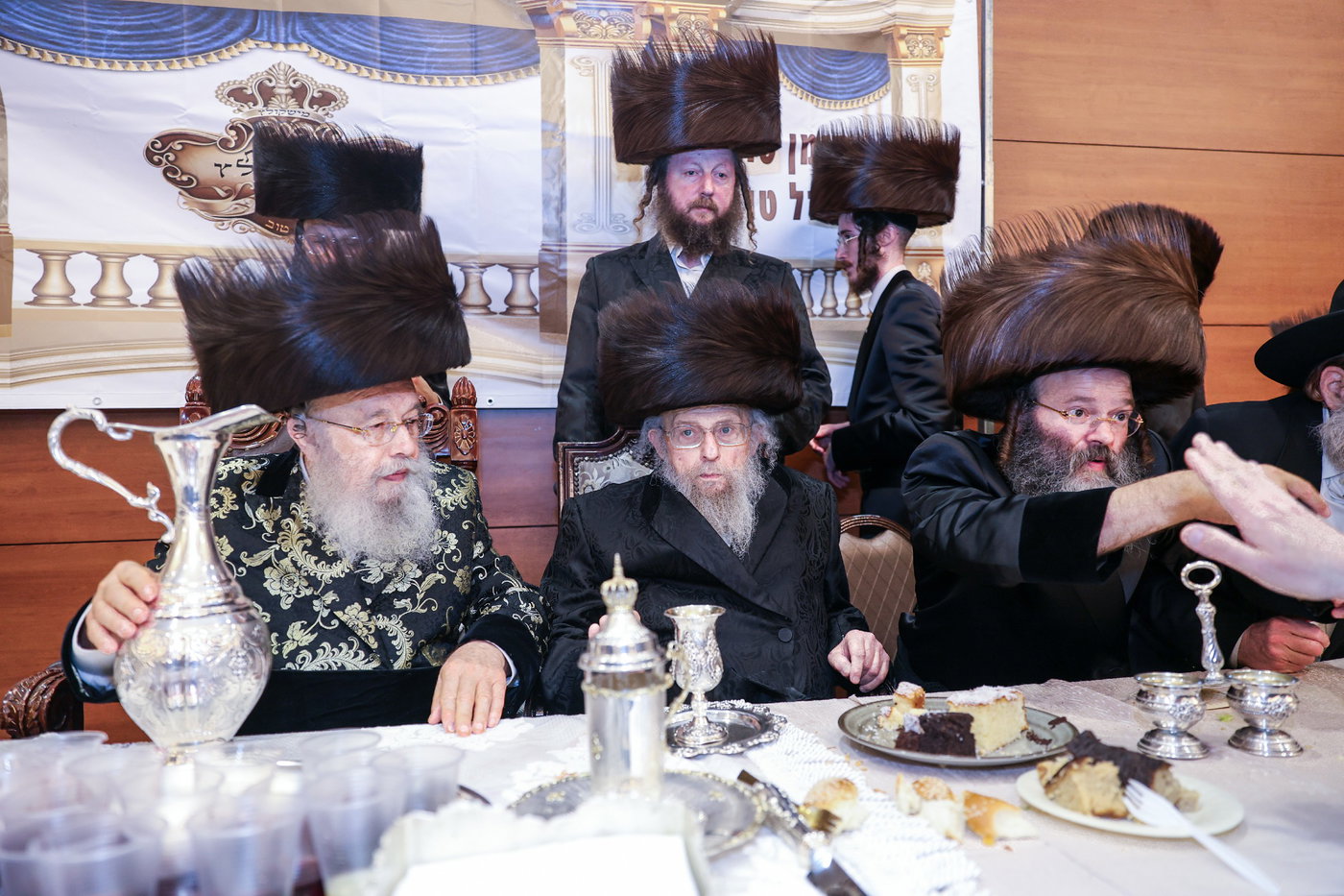 שמחת החתונה הגדולה, לנכדת האדמו"ר ממישקולץ