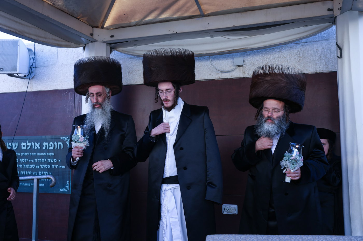 שמחת החתונה הגדולה, לנכדת האדמו"ר ממישקולץ