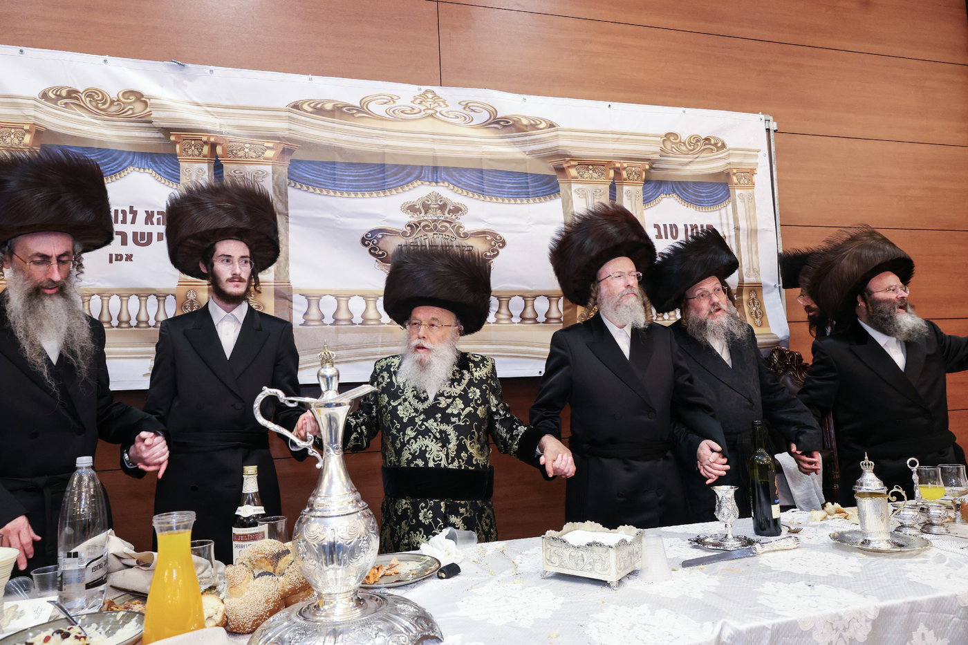 שמחת החתונה הגדולה, לנכדת האדמו"ר ממישקולץ