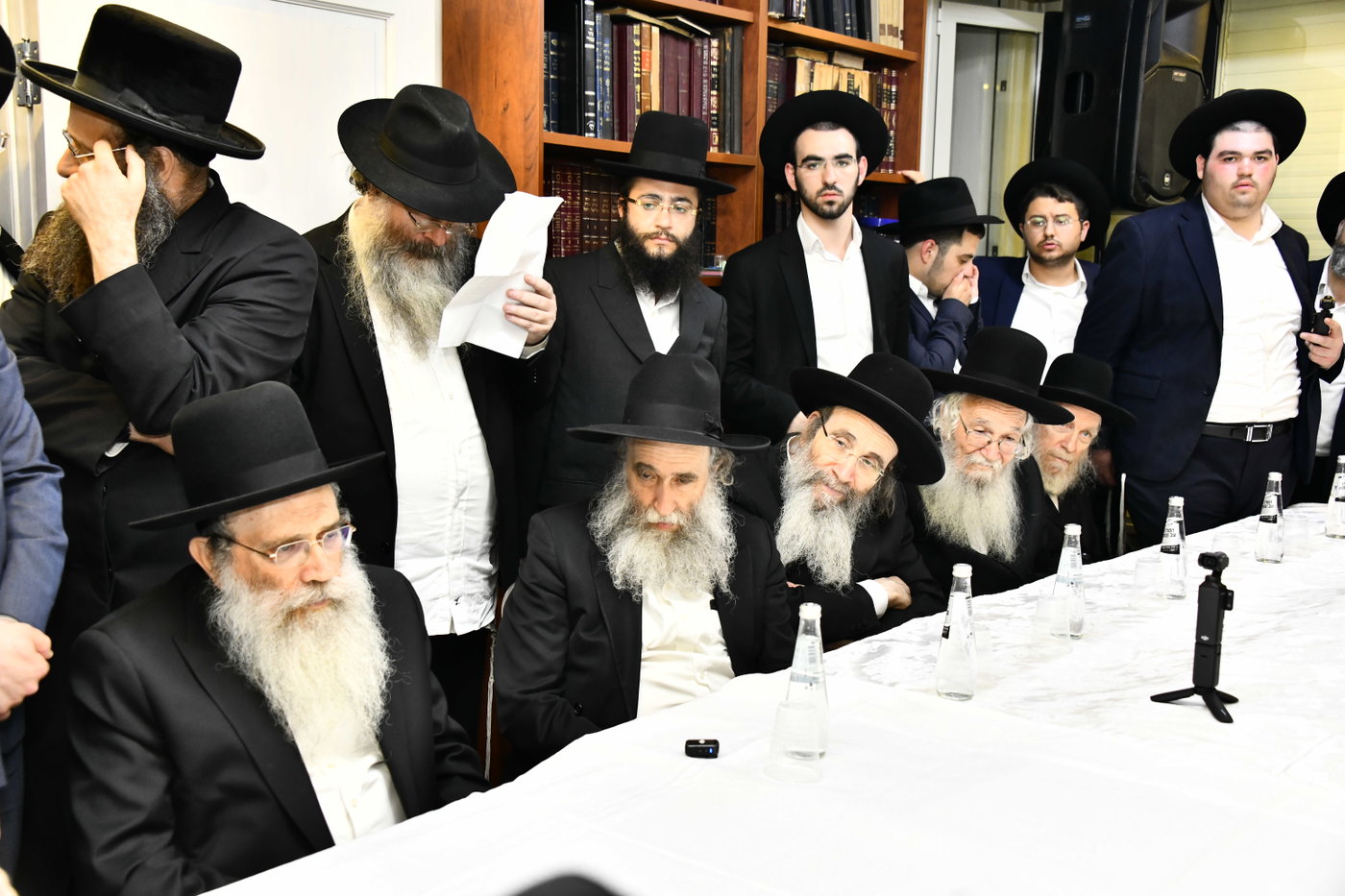 הכינוס במעונו של הגרמ"צ ברגמן