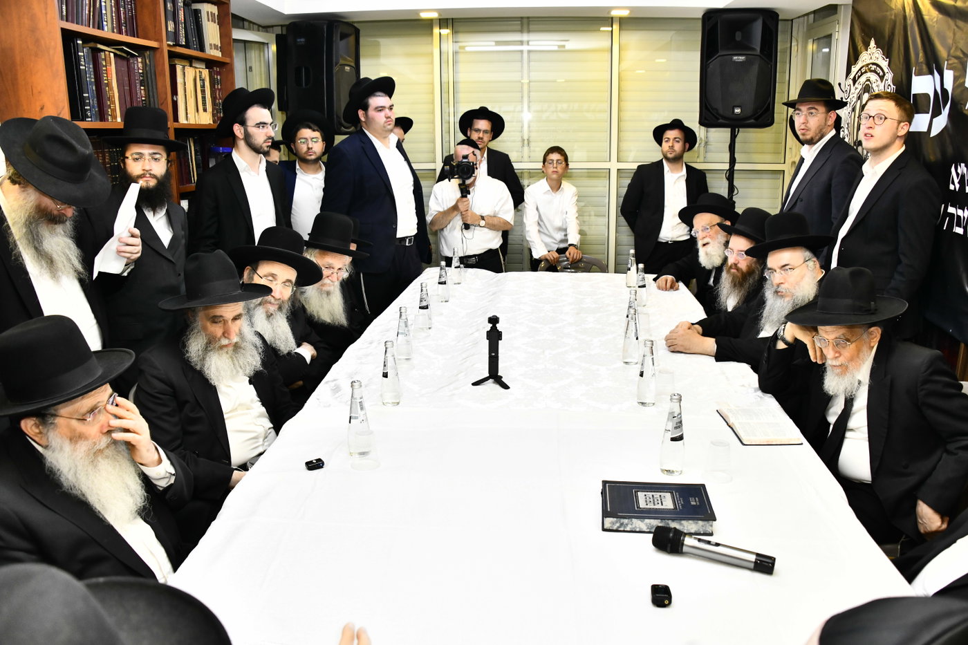 הכינוס במעונו של הגרמ"צ ברגמן