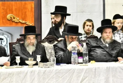 בני האדמו"ר מויז'ניץ