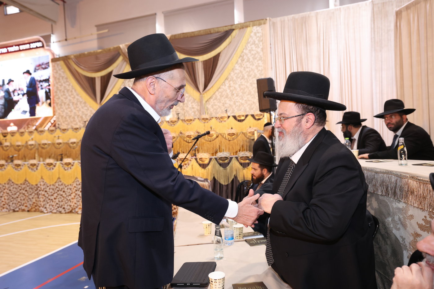 מסיבת חומש במוסדי עולם