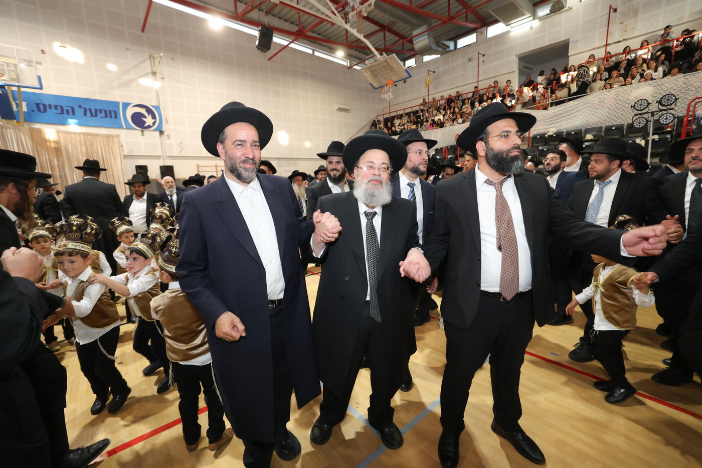 מסיבת חומש במוסדי עולם