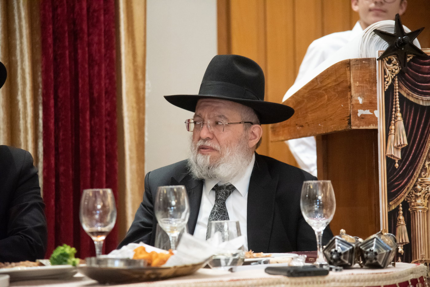 הכנסת ס"ת בכסא רחמים