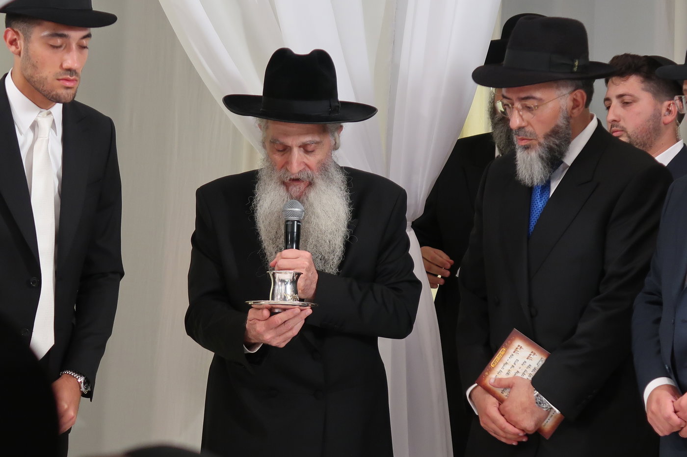 שמחת נישואי נכד האדמו"ר רבי דוד אביחצירא 