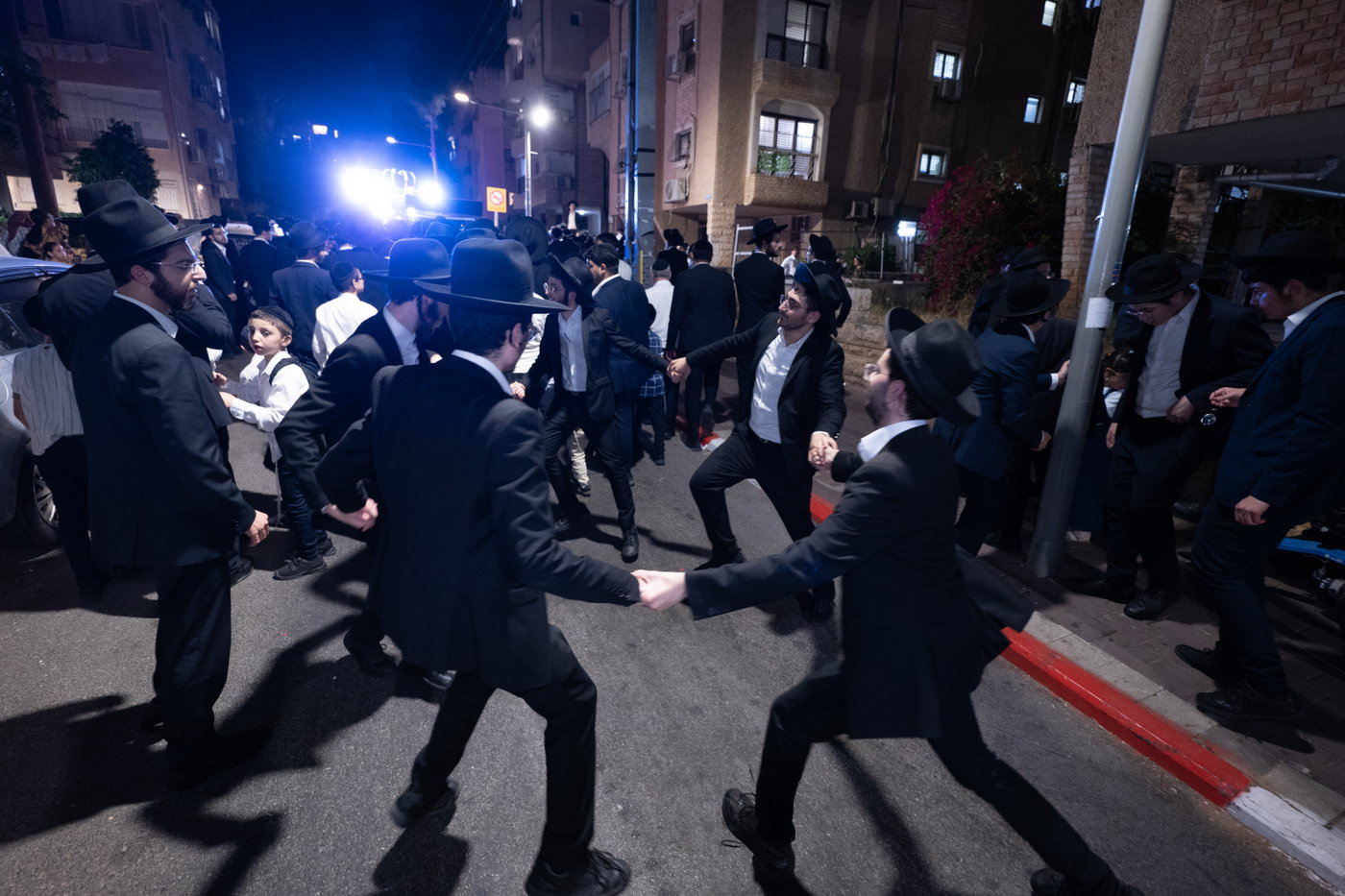 הכנסת ס"ת בכסא רחמים