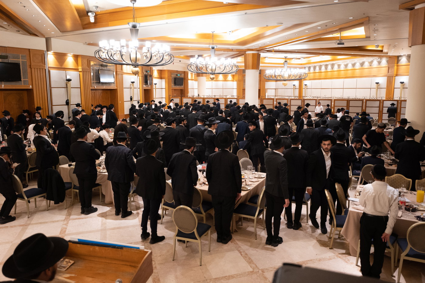 הכנסת ס"ת בכסא רחמים