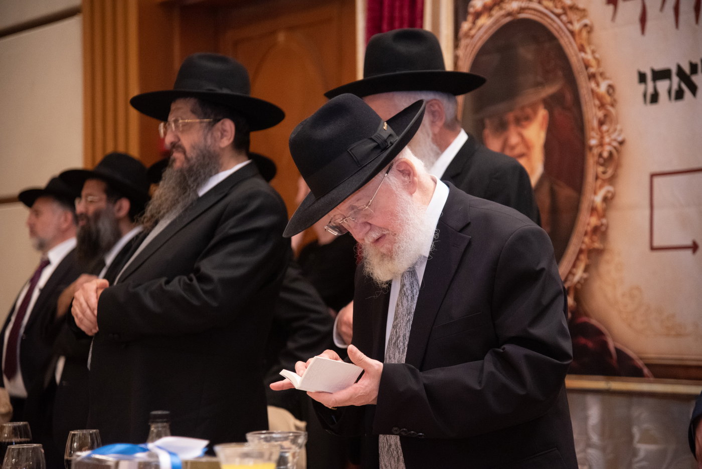 הכנסת ס"ת בכסא רחמים