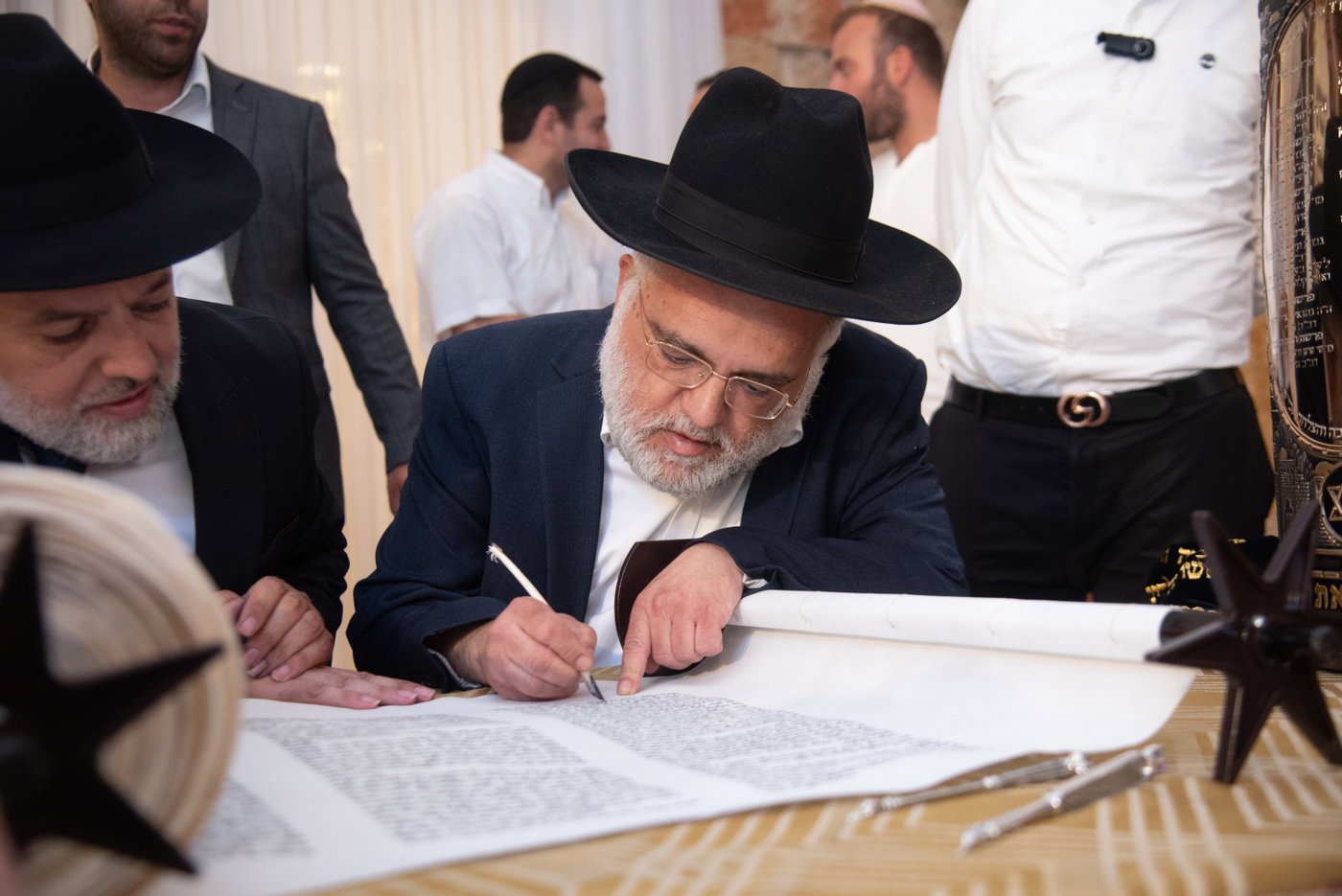 הכנסת ס"ת בכסא רחמים